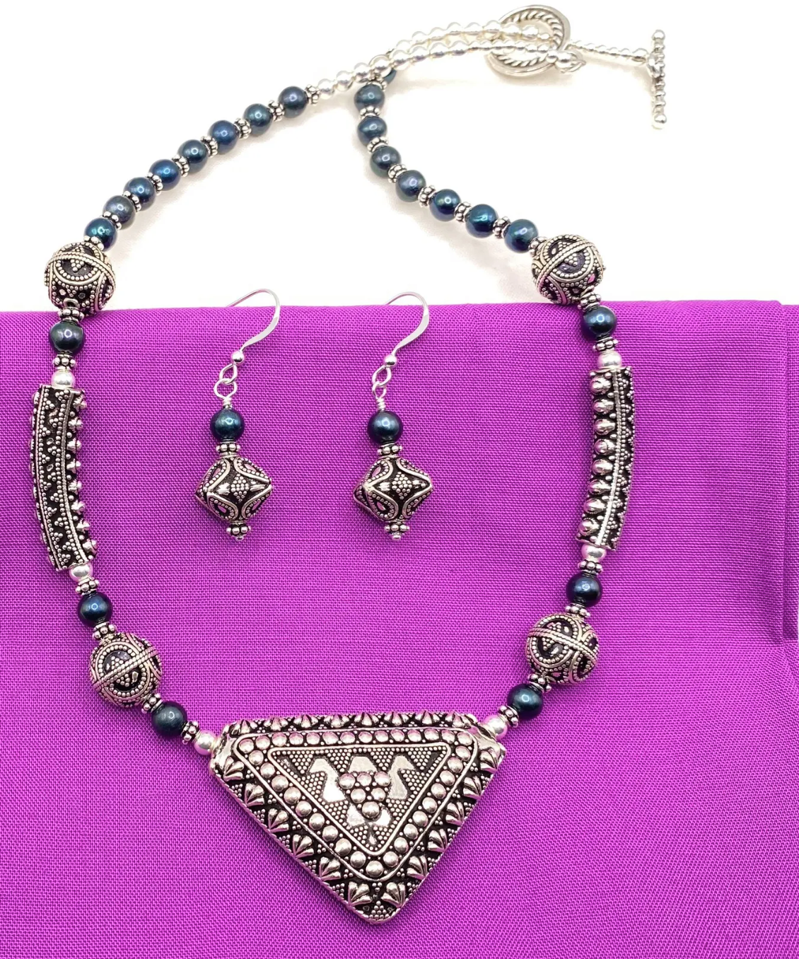 Bali Silver and Freshwater Pearl Necklace