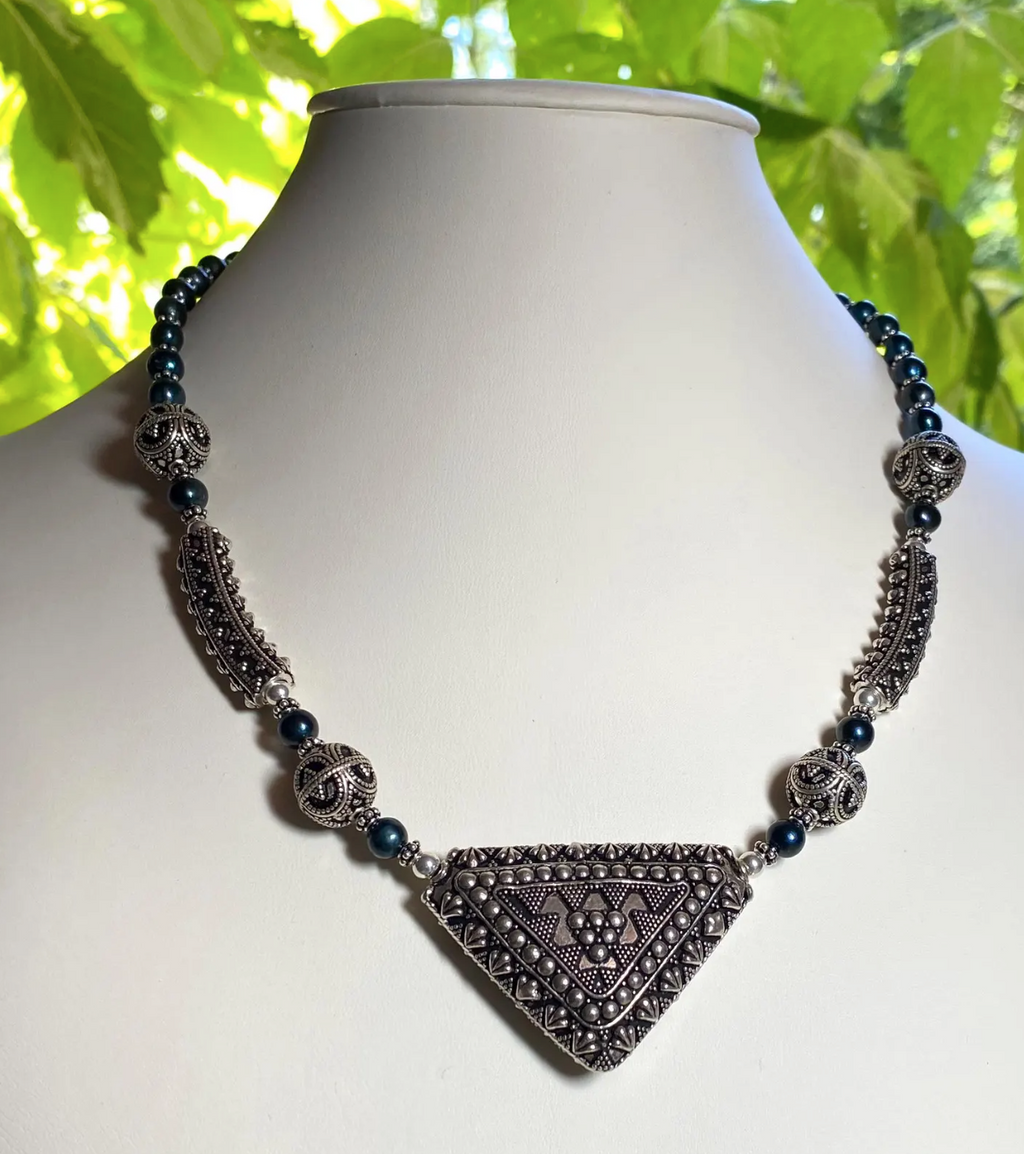 Bali Silver and Freshwater Pearl Necklace