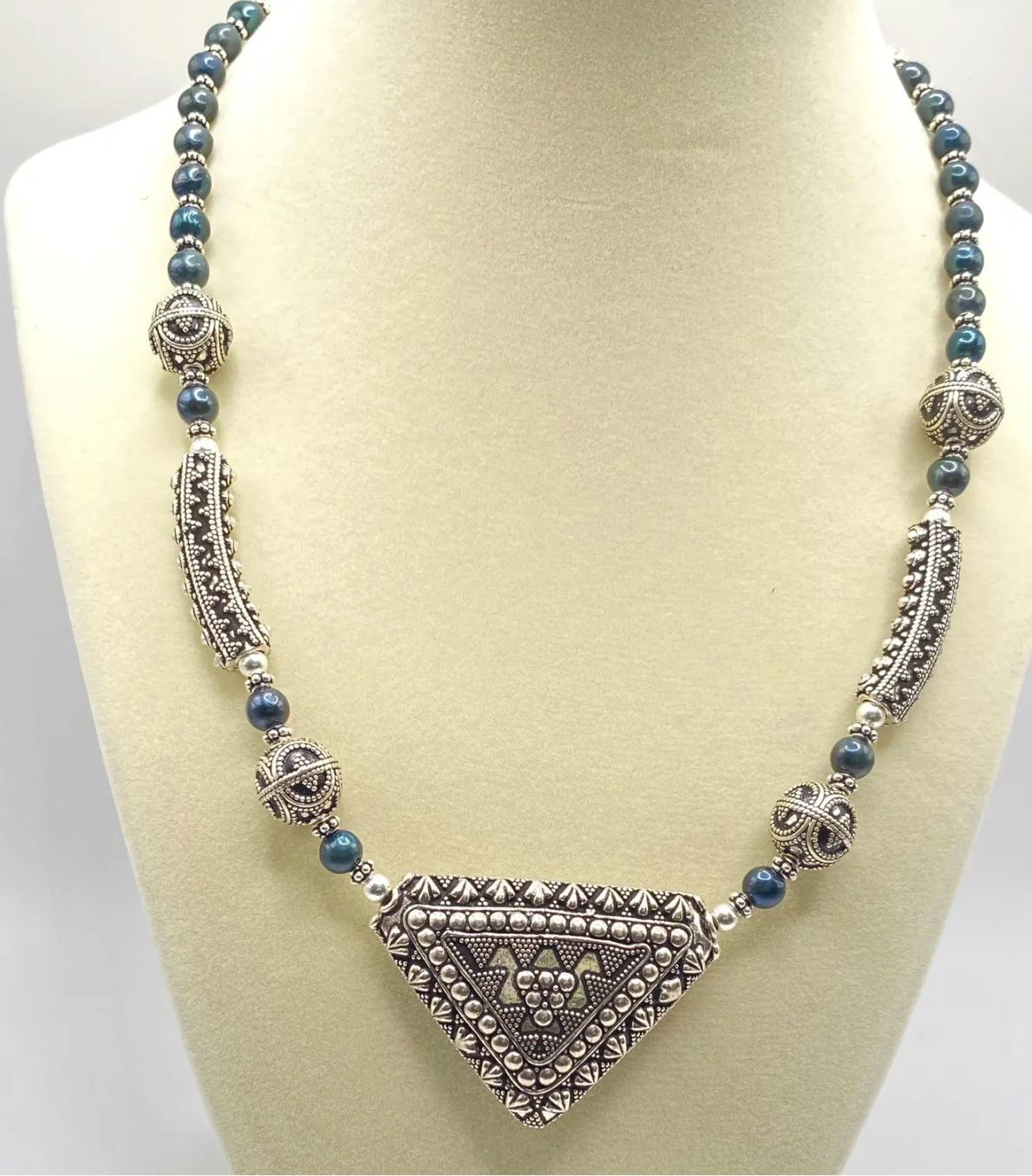 Bali Silver and Freshwater Pearl Necklace