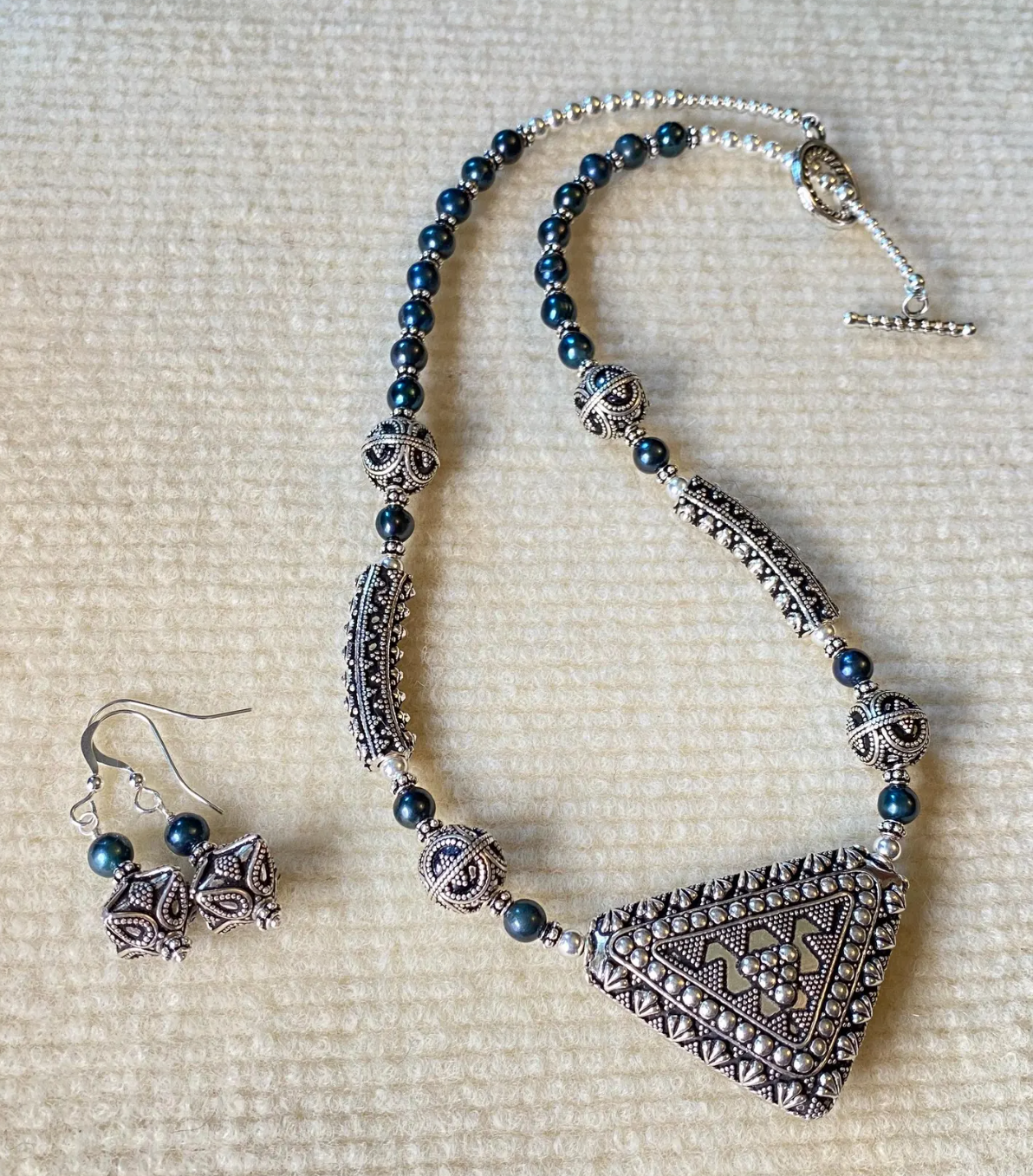 Bali Silver and Freshwater Pearl Necklace