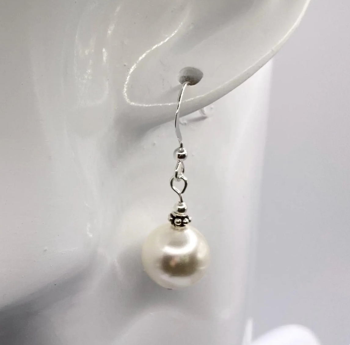 Tahitian South Sea Single Shell Ivory Pearl Earrings