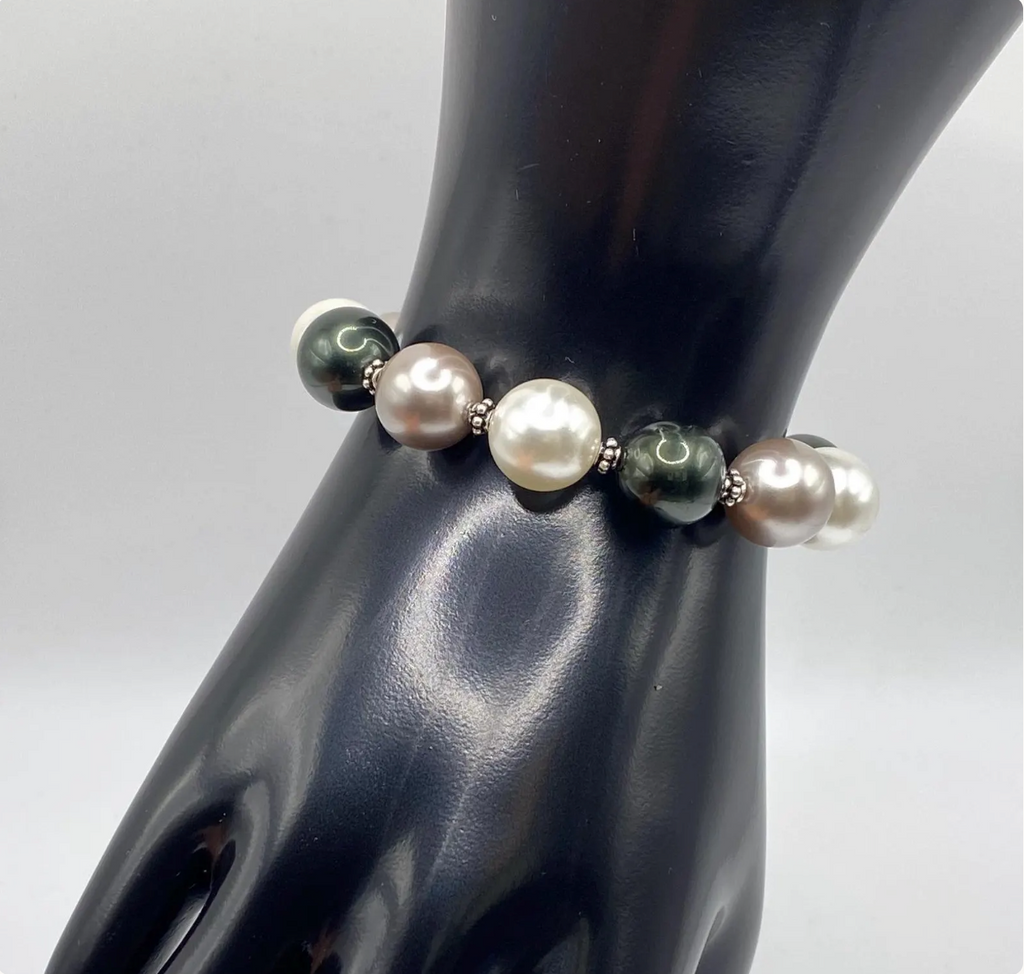 Tahitian South Sea Shell Pearl Bracelet