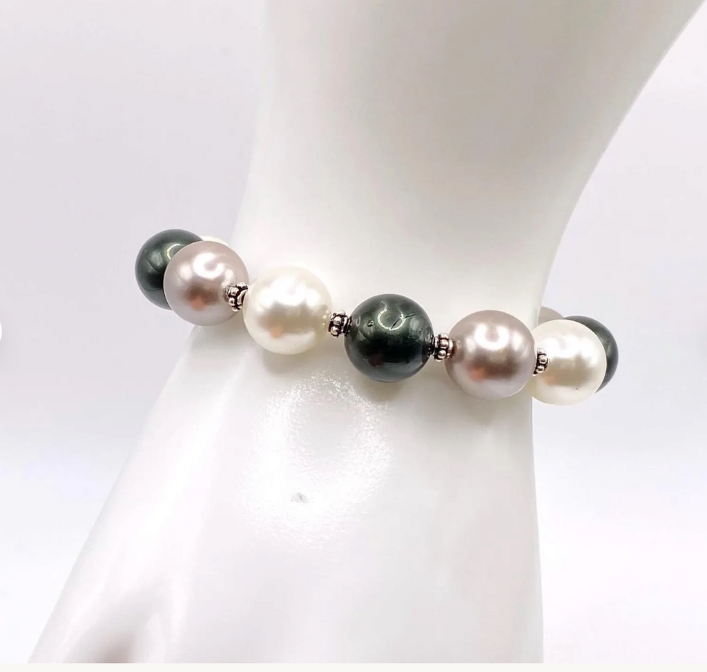 Tahitian South Sea Shell Pearl Bracelet